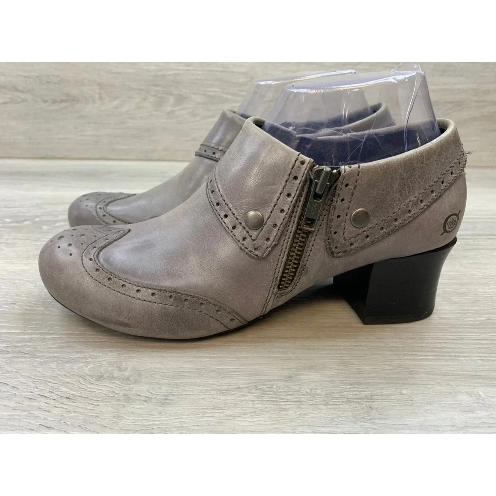Born Women's Gray Leather Wingtip Brogue Ankle Booties Heeled Shooties 8.5